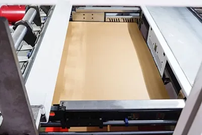 Sheet delivery section